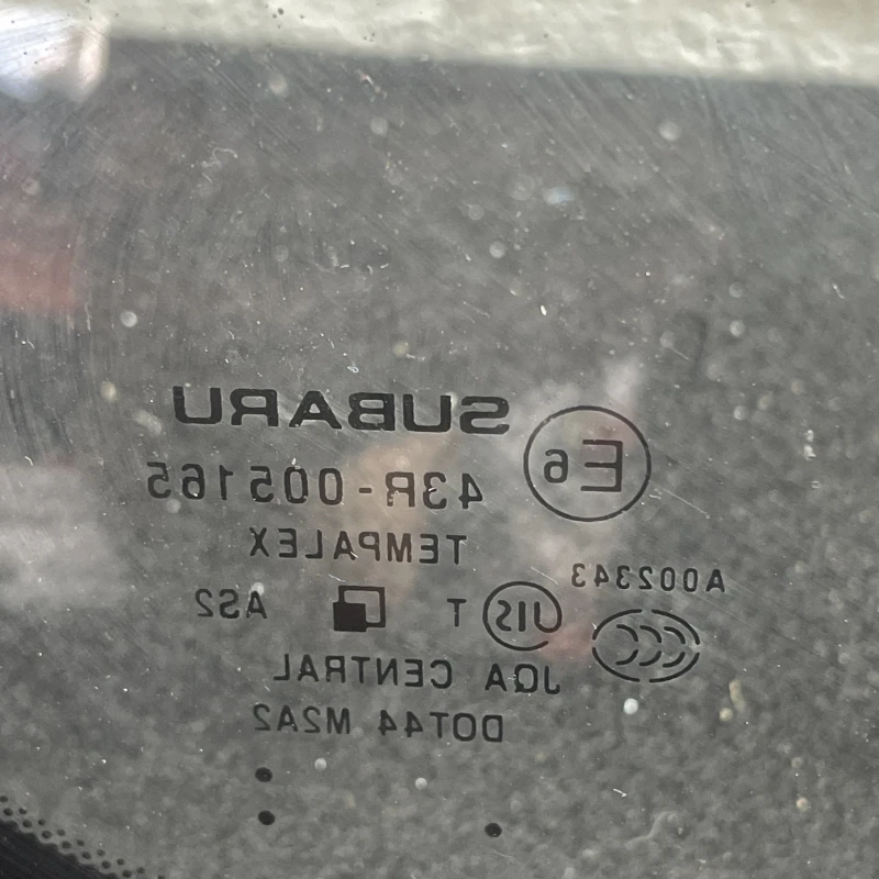 Geam dreapta spate / Subaru   2009 / Caroserie, oglinzi si faruri