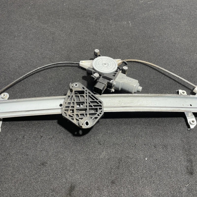 Macara geam stanga fata / Subaru Forester Forester 2009 / Caroserie, oglinzi si faruri