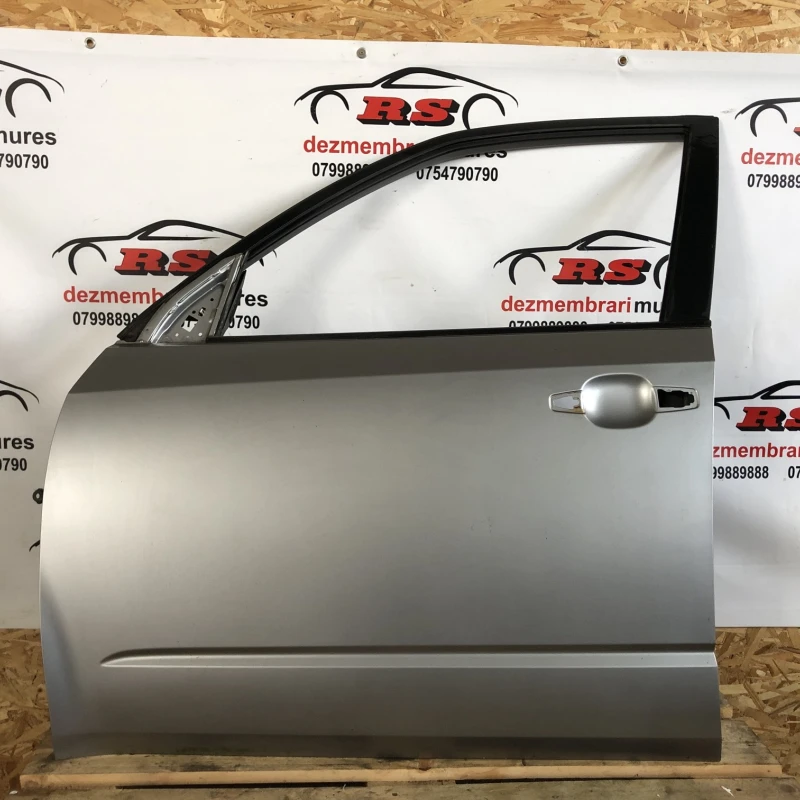 Usa stanga fata Subaru 