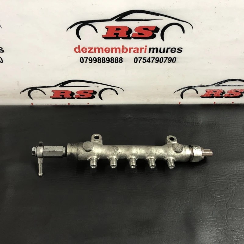 Rampa injector / Subaru Forester Forester 2009 / Motor, racire si evacuare