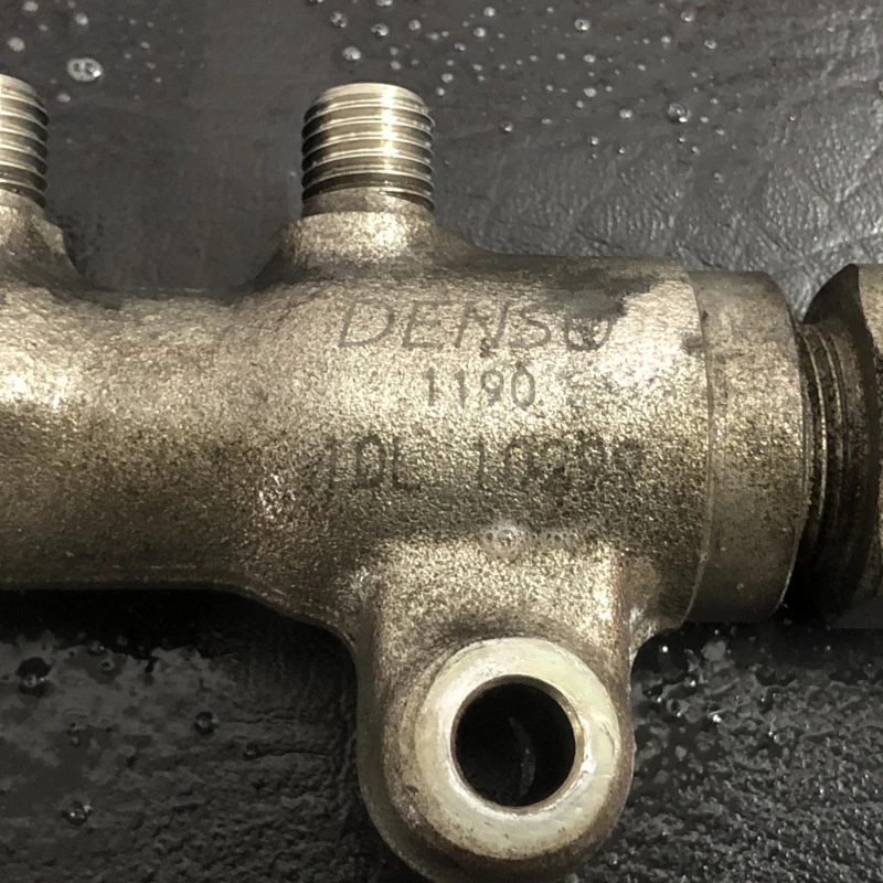 Rampa injector / Subaru   2009 / Motor, racire si evacuare