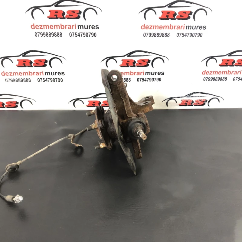Fuzeta dreapta fata / Subaru   2009 / Directie si suspensie