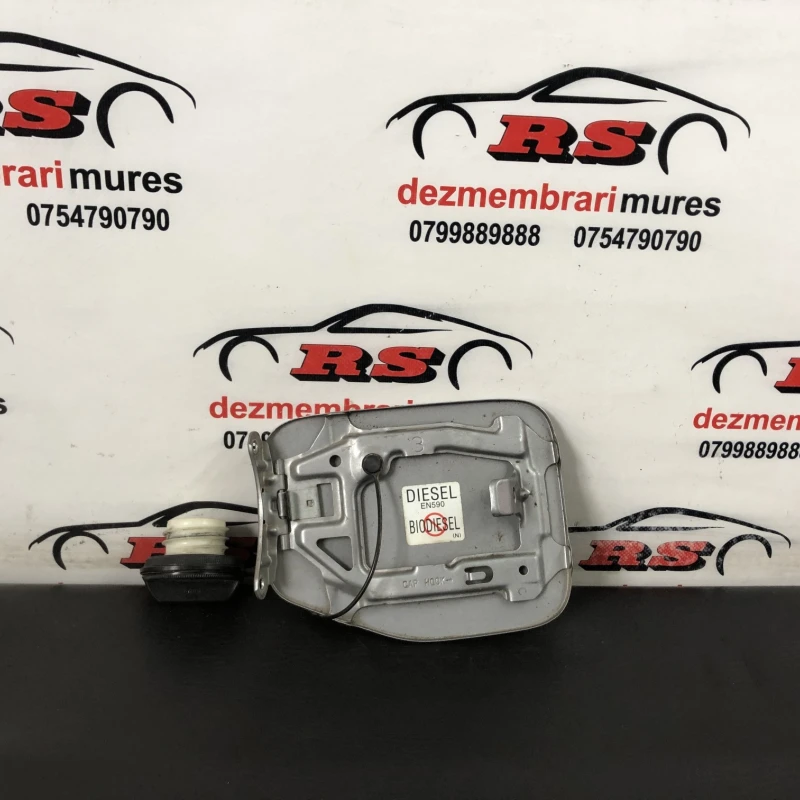 Capac usa rezervor / Subaru   2009 / Caroserie, oglinzi si faruri