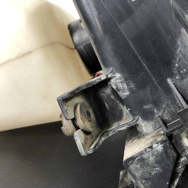 Carcasa filtru aer / Subaru Forester Forester 2009 / Motor, racire si evacuare