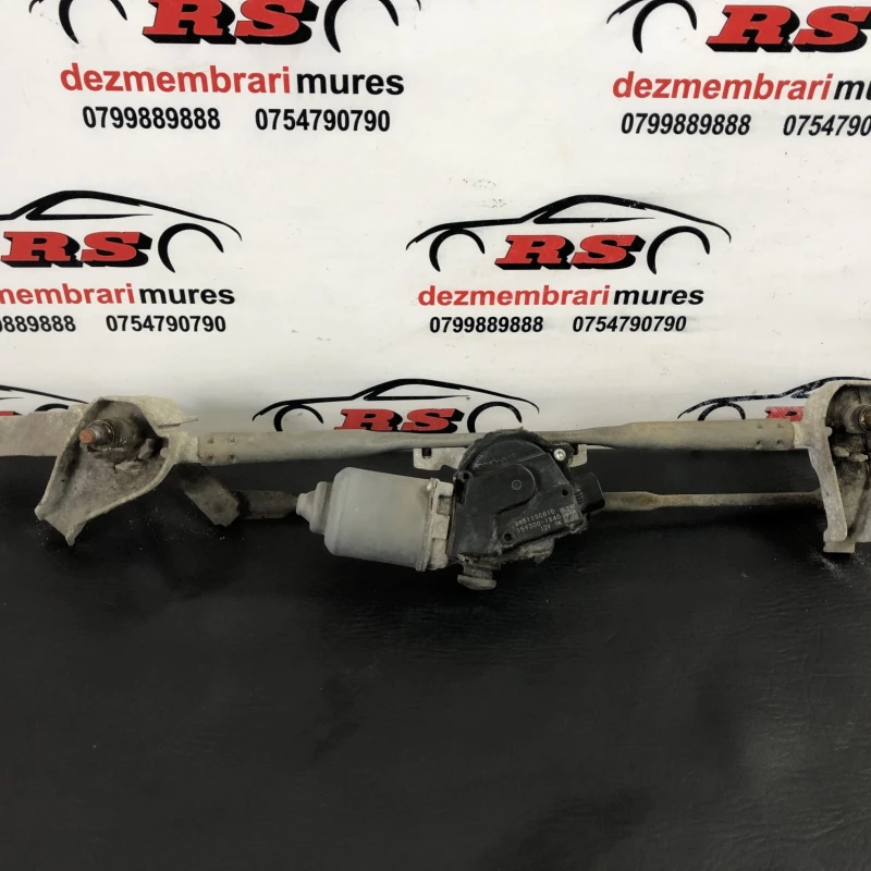 Motoras stergatoare parbriz Subaru 