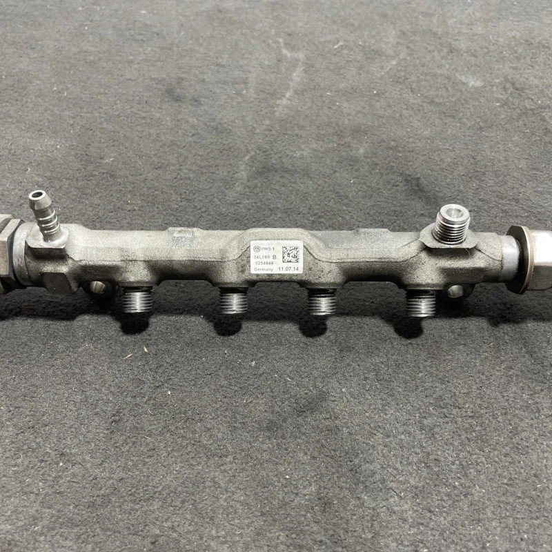 Rampa injectoare cu senzor Seat Leon 5F 2015