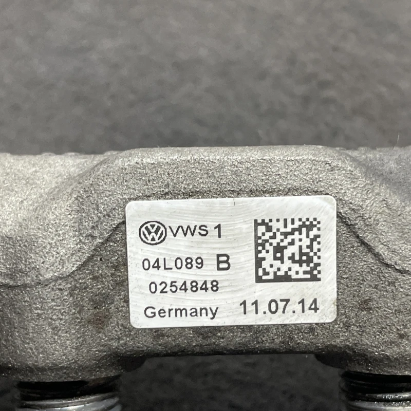 Rampa injectoare cu senzor / Seat Leon 5F 2015 / Motor, racire si evacuare