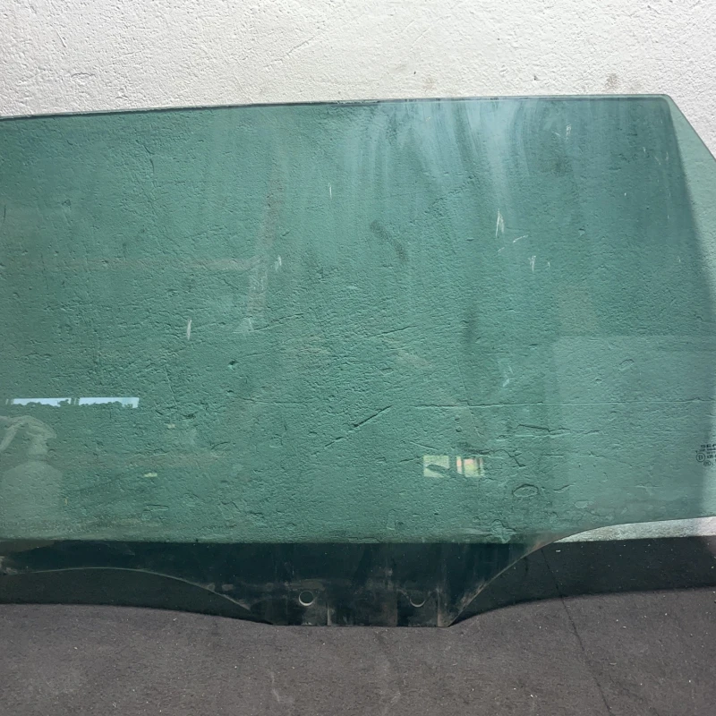 Geam stanga spate Seat 