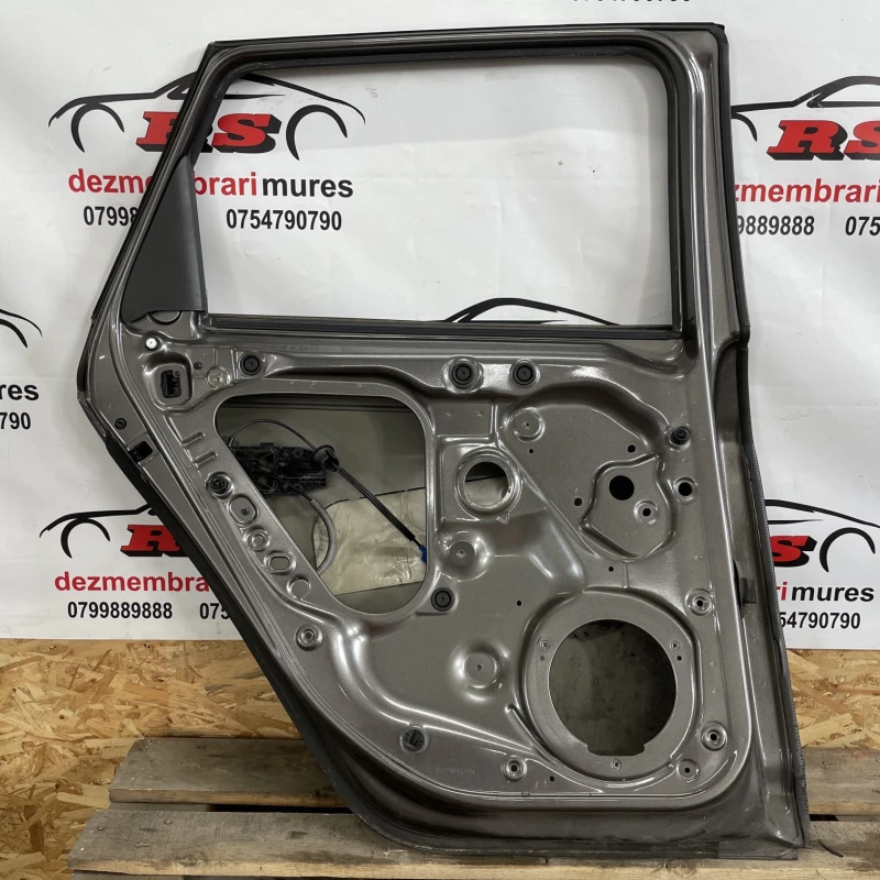 Usa stanga spate / Seat Leon 5F 2015 / Caroserie, oglinzi si faruri