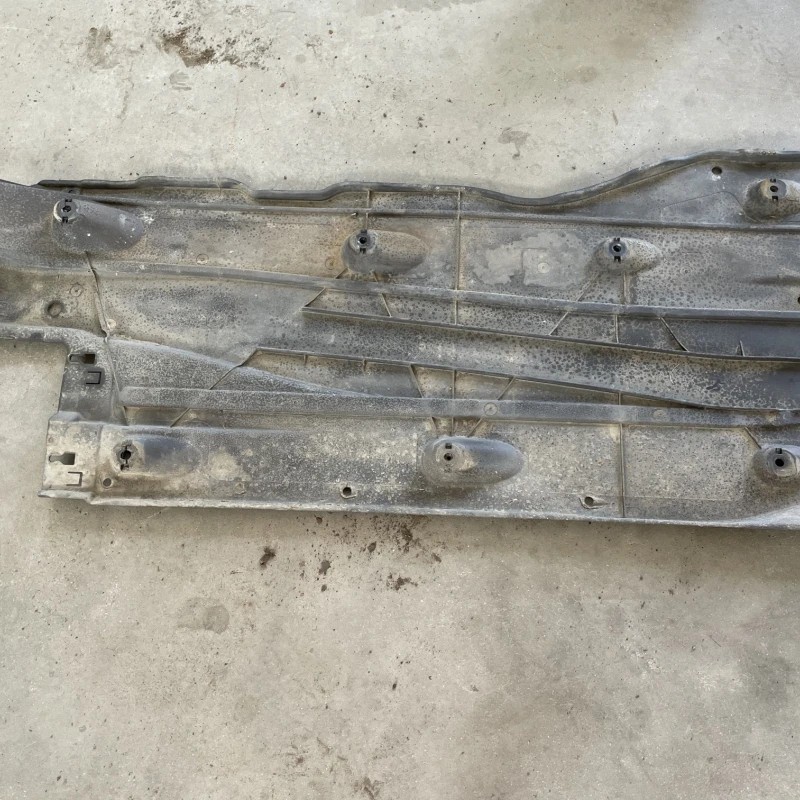 Scut lateral stanga / Seat Leon 5F 2015 / Caroserie, oglinzi si faruri