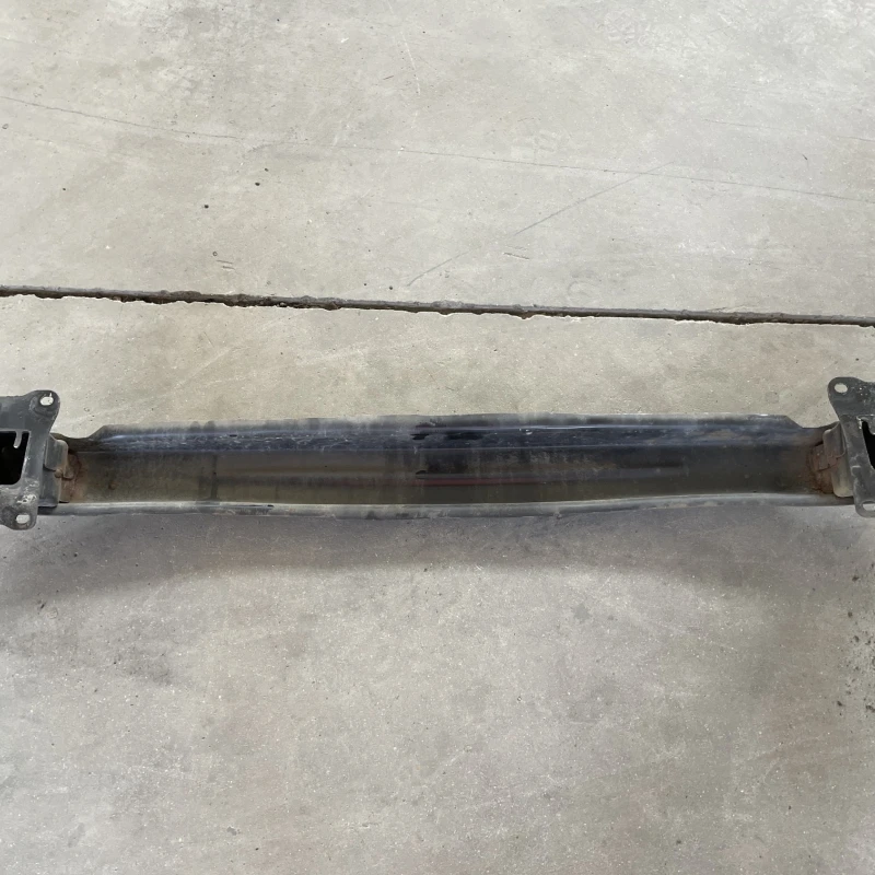 Armatura intaritura bara spate / Seat Leon 5F 2015 / Caroserie, oglinzi si faruri
