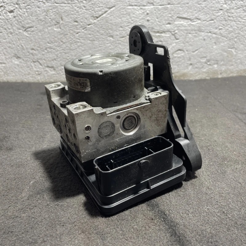 Pompa abs / Seat Leon 5F 2015 / Frane