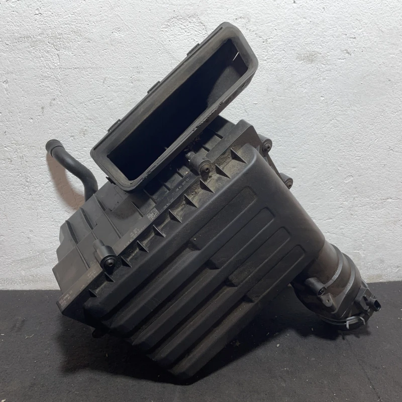 Carcasa filtru aer / Seat Leon 5F 2015 / Motor, racire si evacuare