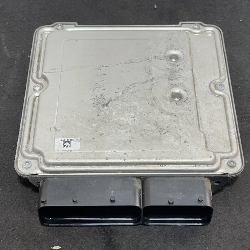 Calculator motor ecu / Seat Leon 5F 2015 / Audio si electronice