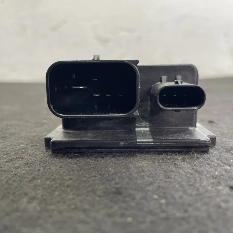 Releu bujii / BMW Seria 2 F45 2016 / Audio si electronice