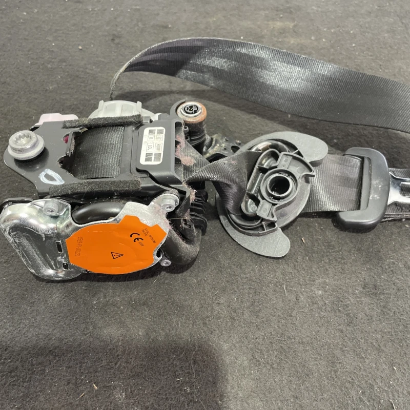 Centura dreapta fata / Seat Leon 5F 2015 / Interior