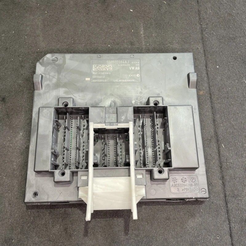 Calculator confort bcm / Seat Leon 5F 2015 / Audio si electronice