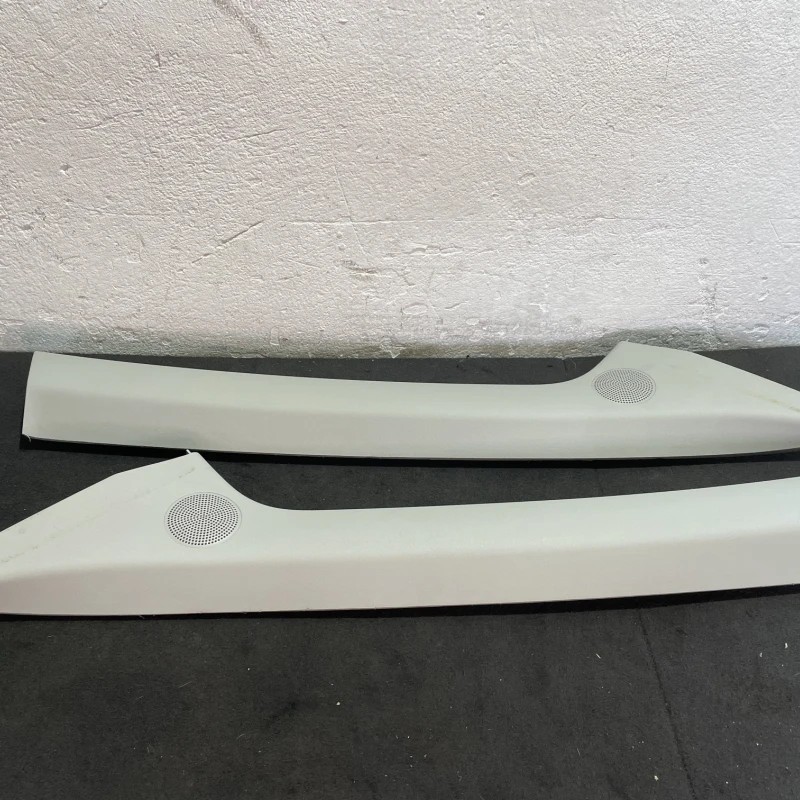 Ornament stalp / Seat Leon 5F 2015 / Interior