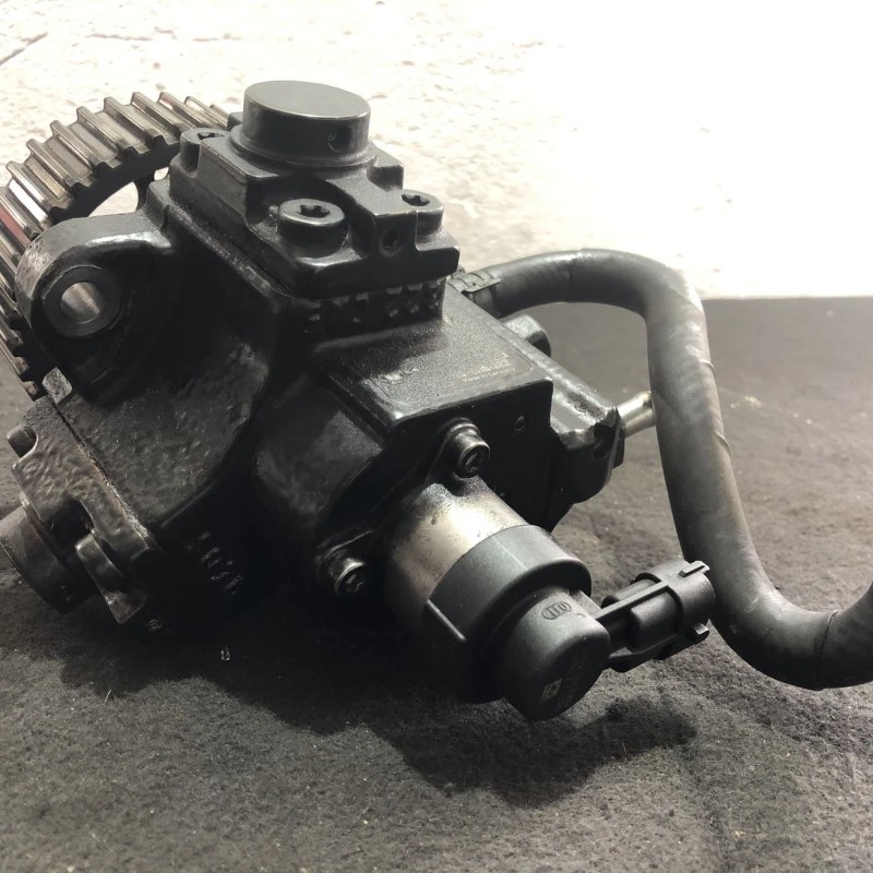 Pompa de injectie inalte / Opel Zafira C facelift 2014 / Motor, racire si evacuare