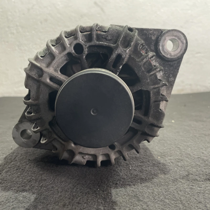 Alternator Opel 