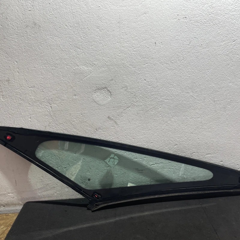 Geam fix dreapta fata / Opel Zafira C facelift 2014 / Caroserie, oglinzi si faruri