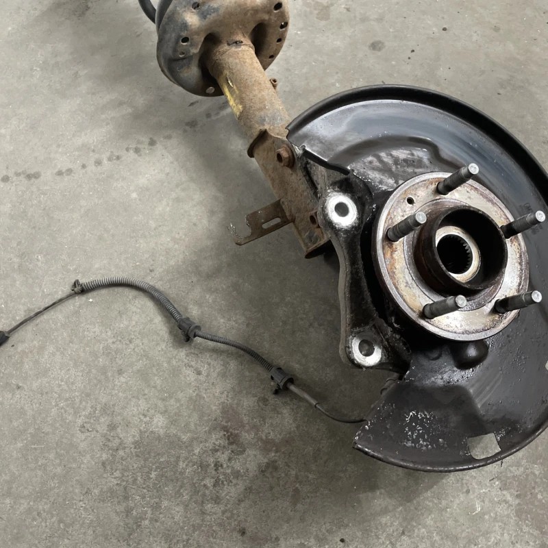 Fuzeta stanga fata / Opel Zafira C facelift 2014 / Directie si suspensie