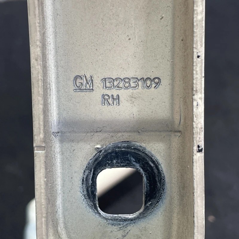 Balamale capota / Opel Zafira C facelift 2014 / Caroserie, oglinzi si faruri