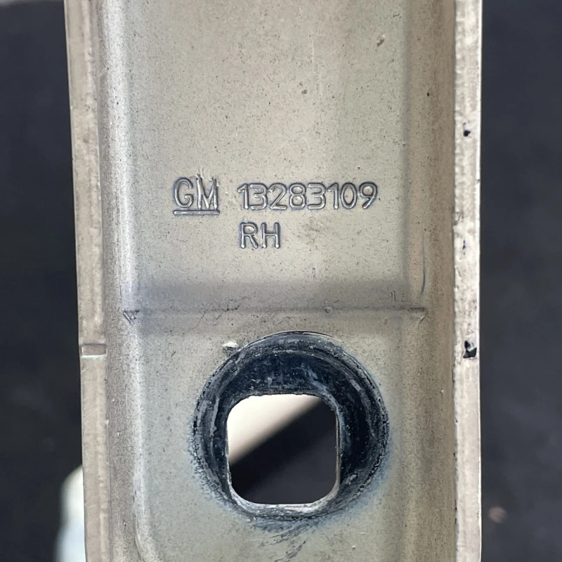 Balamale capota / Opel Zafira C facelift 2014 / Caroserie, oglinzi si faruri