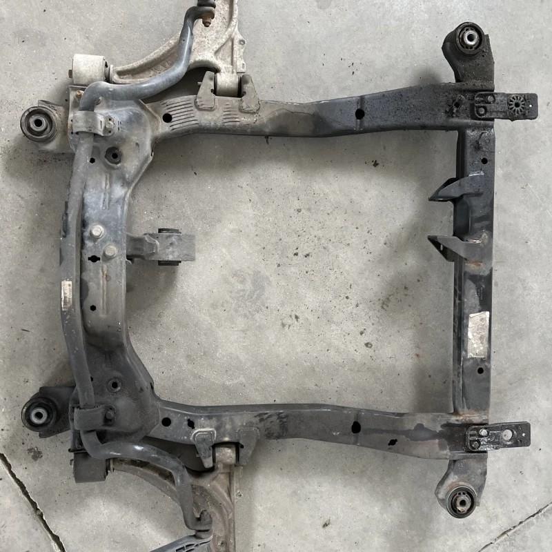 Punte fata jug suport motor / Opel Zafira C facelift 2014 / Directie si suspensie