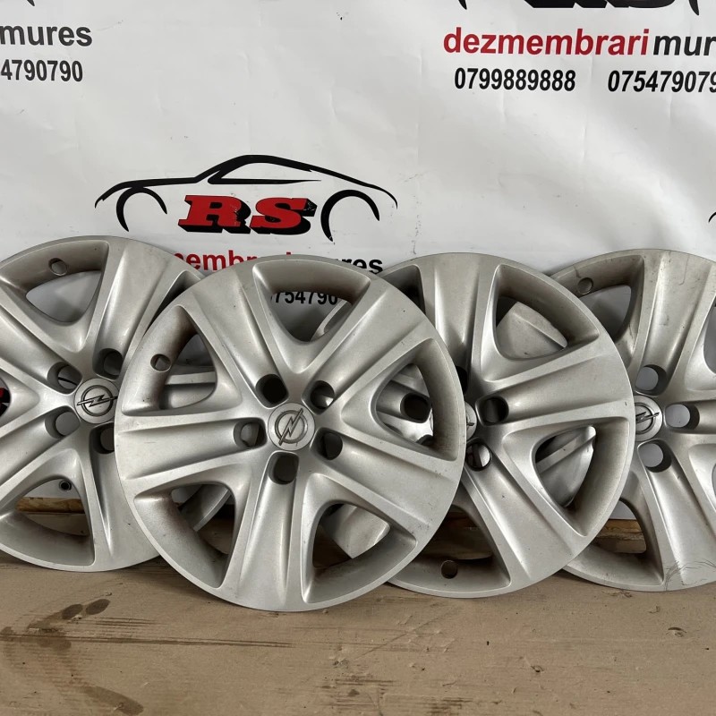 Set capace / Opel Zafira C facelift 2014 / Jante si roti