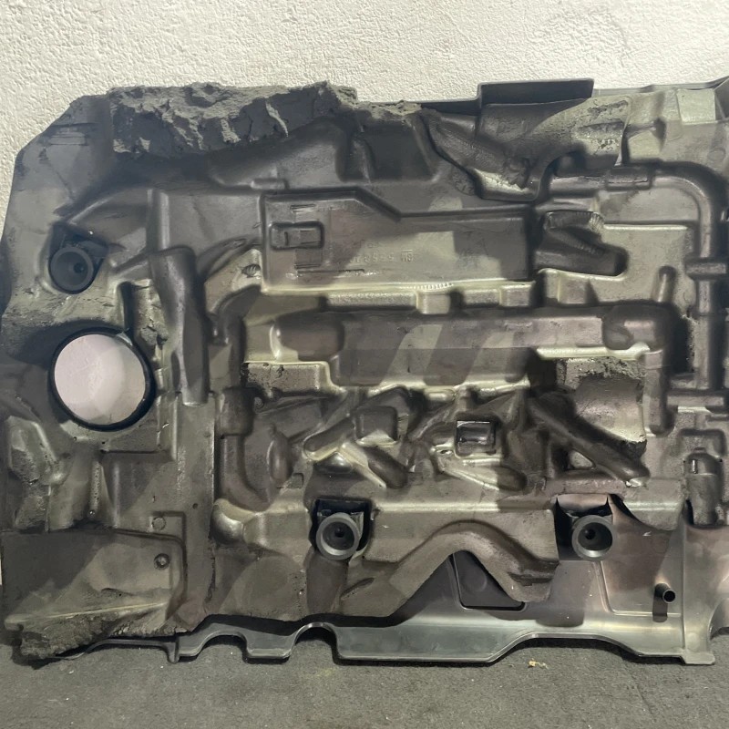 Capac motor / Opel Zafira C facelift 2014 / Motor, racire si evacuare