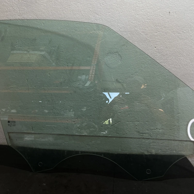 Geam dreapta fata Opel 