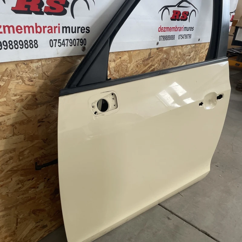 Usa stanga fata / Opel Zafira C facelift 2014 / Caroserie, oglinzi si faruri
