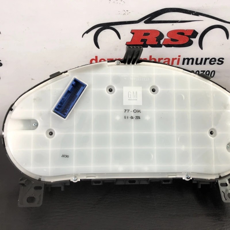 Ceas bord / Opel Zafira C facelift 2014 / Audio si electronice