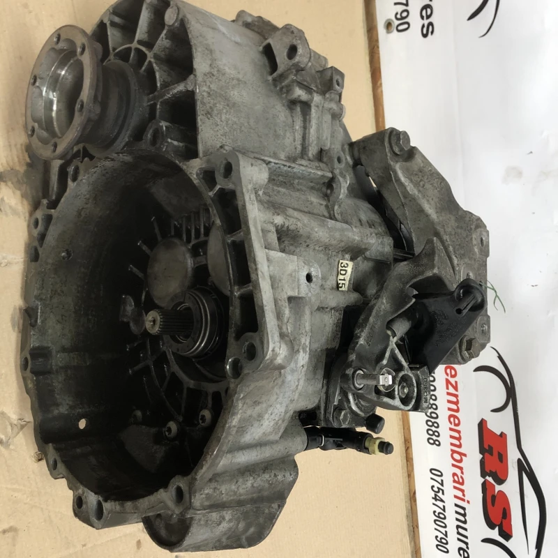 Cutie de viteze manuala / Volkswagen Passat B8 2016 / Cutie viteze, ambreiaj, transmisie