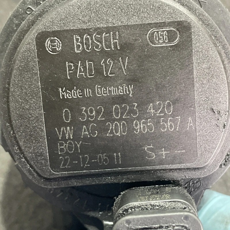 Pompa auxiliara recirculare apa / Volkswagen Passat B8 2016 / Motor, racire si evacuare