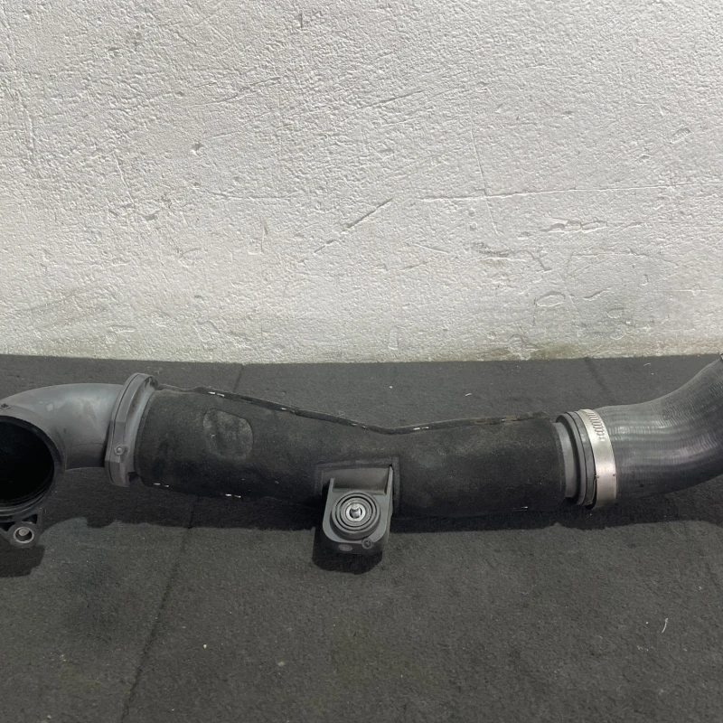 Furtun intercooler Volkswagen 