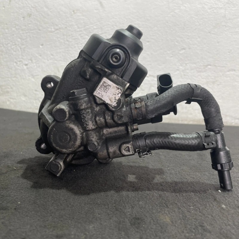 Pompa de injectie inalte / Volkswagen Passat B8 2016 / Motor, racire si evacuare