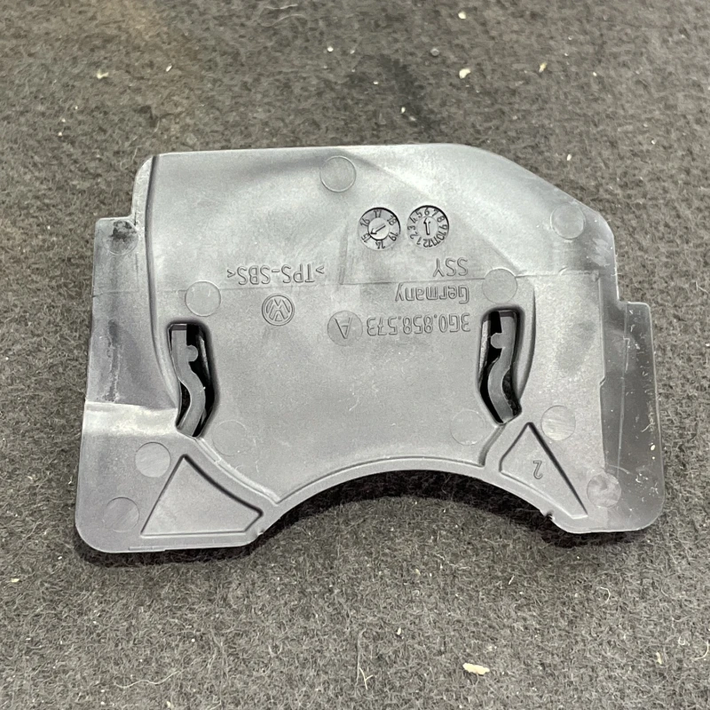 Senzor keyless / Volkswagen Passat B8 2016 / Audio si electronice