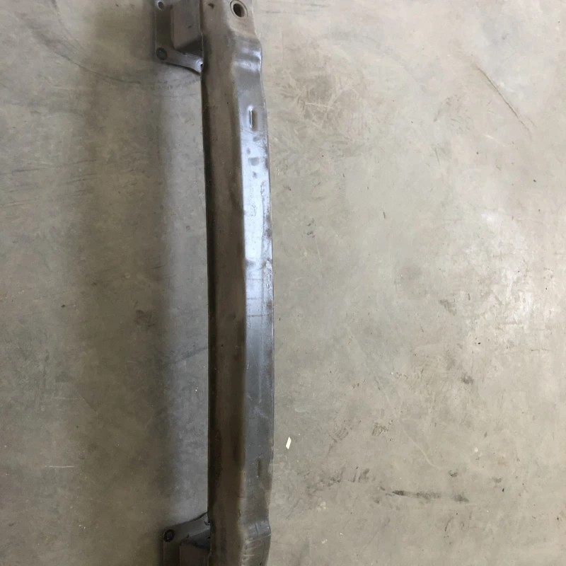 Armatura intaritura bara spate Volkswagen Passat B8 2016