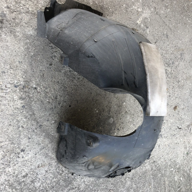 Carenaj stanga fata mare / Volkswagen Passat B8 2016 / Caroserie, oglinzi si faruri