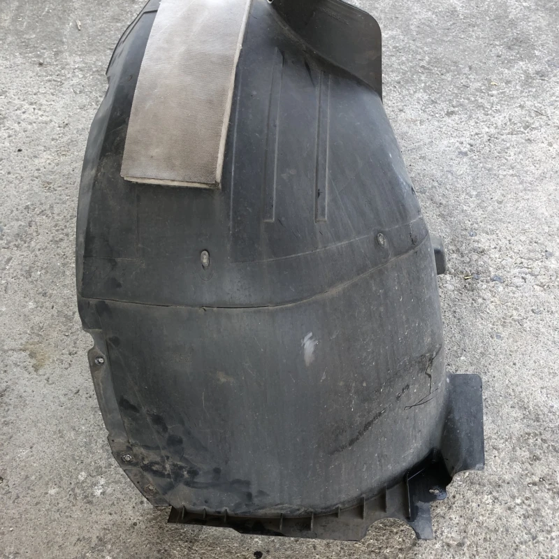 Carenaj stanga fata mare / Volkswagen Passat B8 2016 / Caroserie, oglinzi si faruri