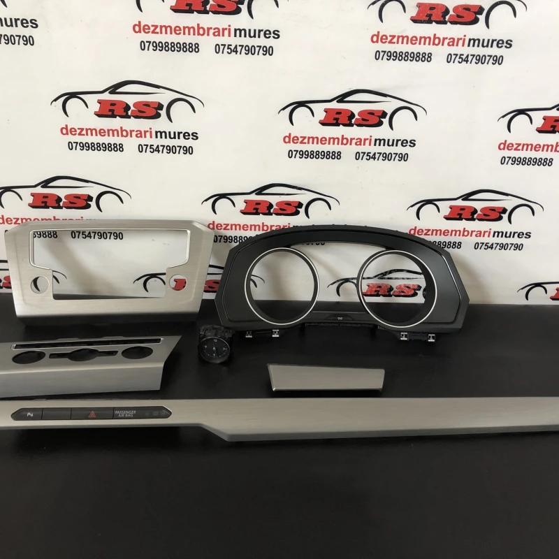 Set trimuri bord / Volkswagen Passat B8 2016 / Interior