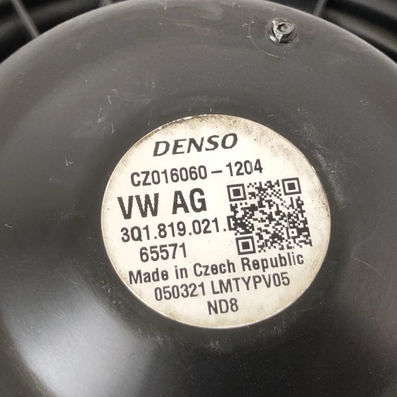 Ventilator aeroterma bord / Volkswagen Passat B8 2016 / Climatizare