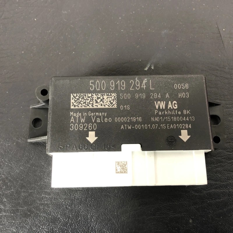 Modul calculator senzori parcare / Volkswagen Passat B8 2016 / Audio si electronice