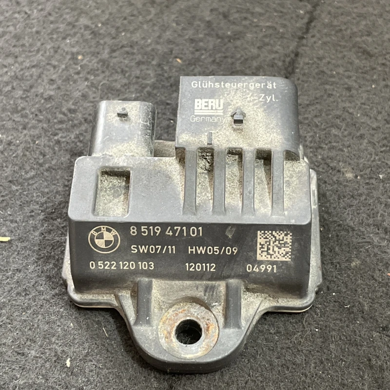 Releu bujii / BMW Seria 3 E90 2012 / Audio si electronice