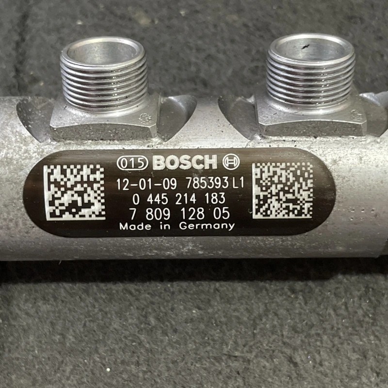 Rampa injectoare cu senzor / BMW Seria 3 E90 2012 / Motor, racire si evacuare
