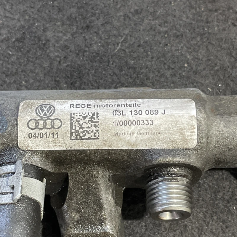Rampa injectoare cu senzor / Volkswagen Passat B7 2012 / Motor, racire si evacuare