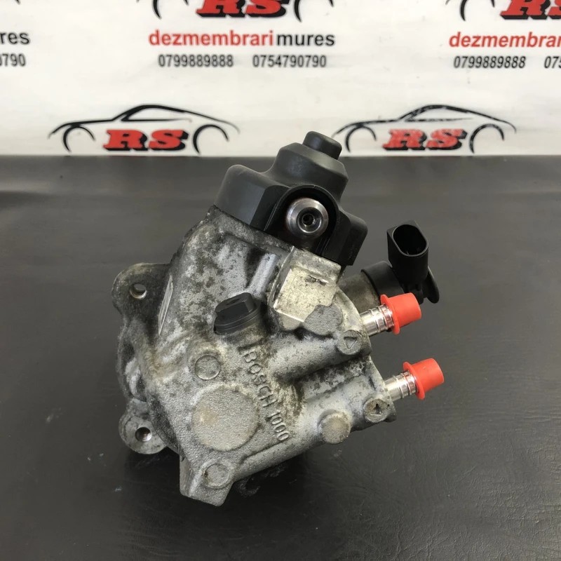 Pompa de injectie inalte / Volkswagen Caddy 2C 2013 / Motor, racire si evacuare
