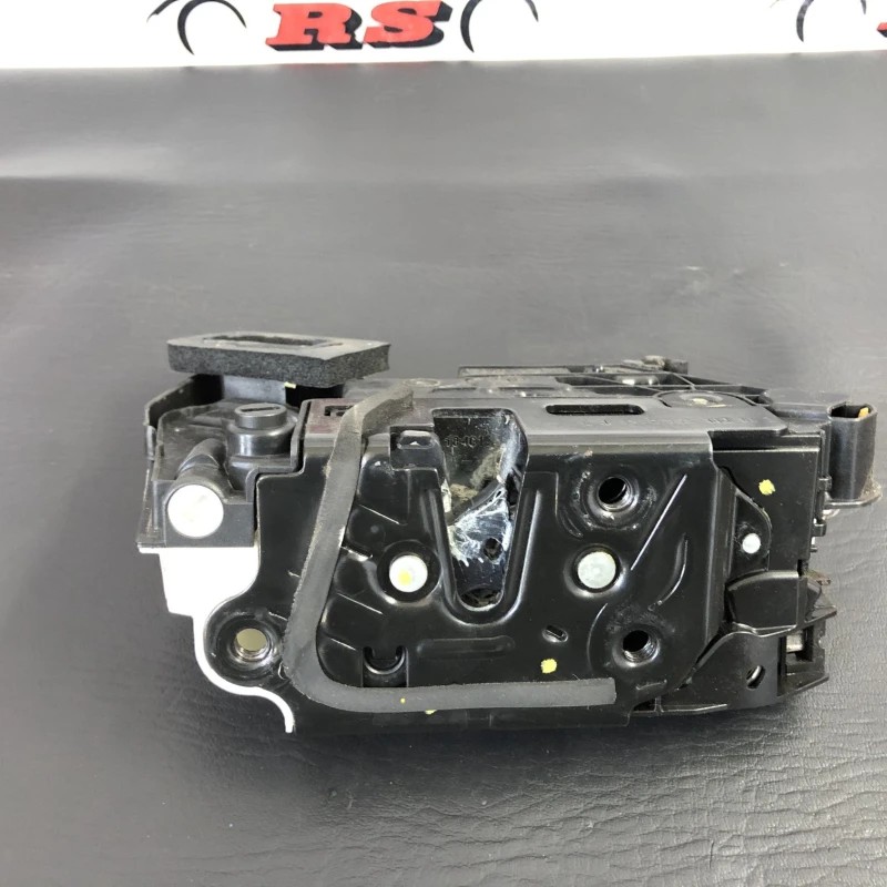 Iala broasca usa stanga spate / Volkswagen Passat B8 2016 / Caroserie, oglinzi si faruri
